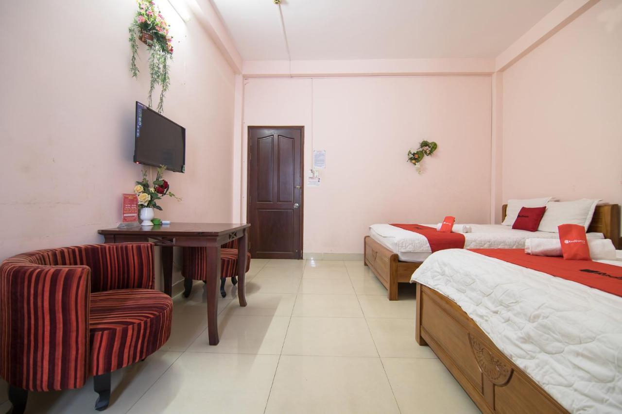Reddoorz Plus Near Aeon Mall Tan Phu 2 Ho Si Minh-város Kültér fotó