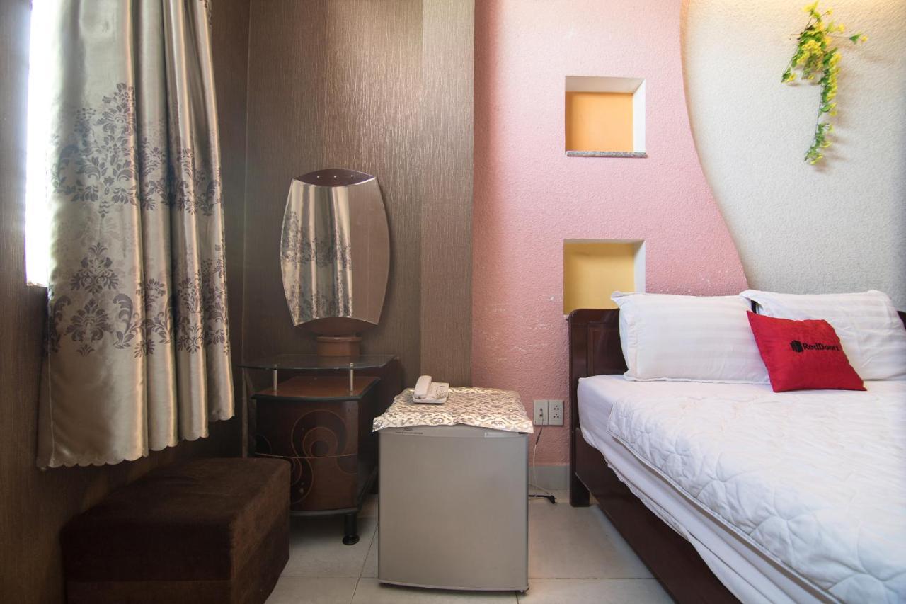 Reddoorz Plus Near Aeon Mall Tan Phu 2 Ho Si Minh-város Kültér fotó
